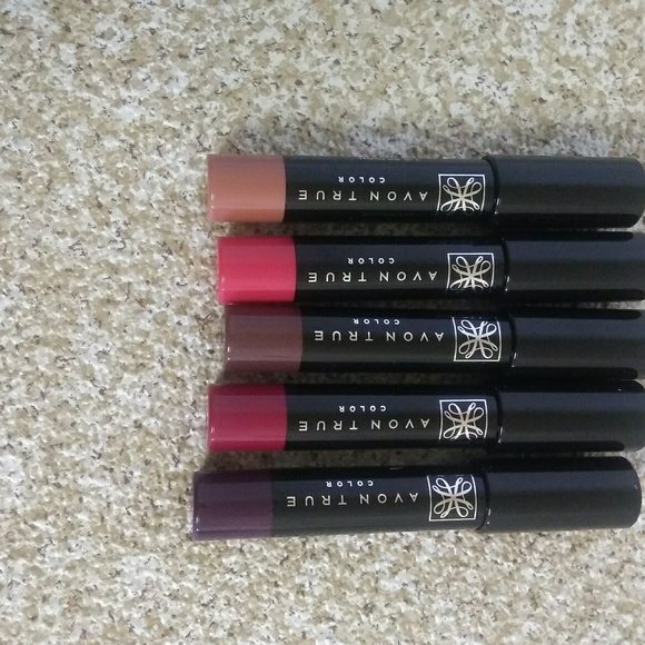 Avon Lip Crayons. - Picture 2 of 2